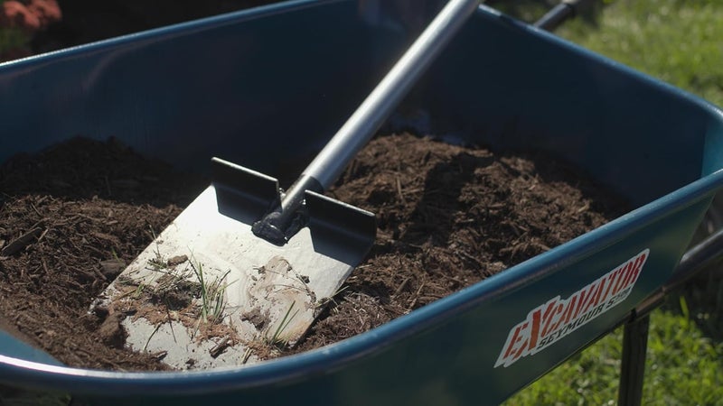 Kenyon S550 Irrigation All-Steel Landscape Lighting Trencher/Edger, 45" Steel "T" Handle - Image 3